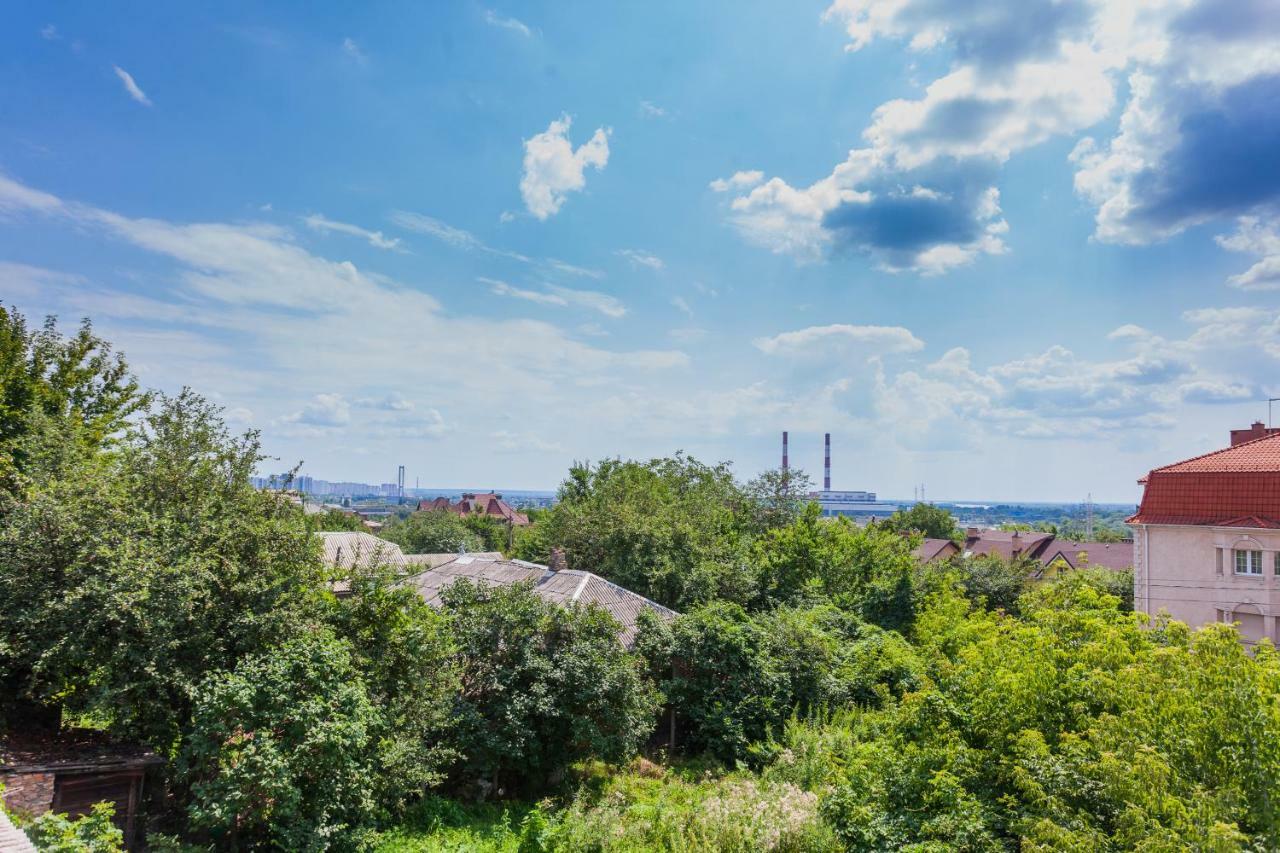 Акварель Затишні Смарти Метро Видубичі Kiev Buitenkant foto